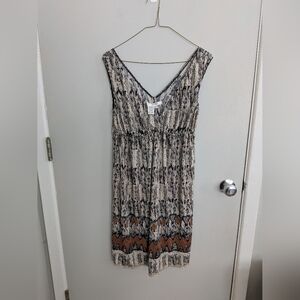 Max Studio Large Patterned Maxi Dress Summer Vacation Cruise Flowy Beach EUC